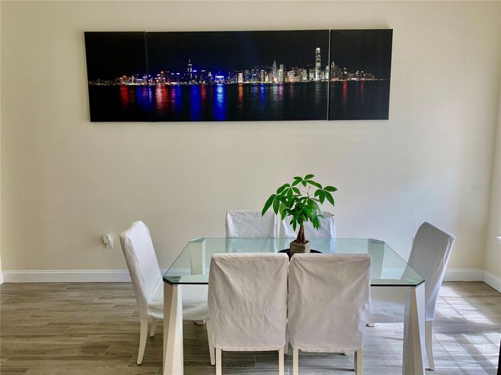 Image No.8-3 Bed Townhouse for sale