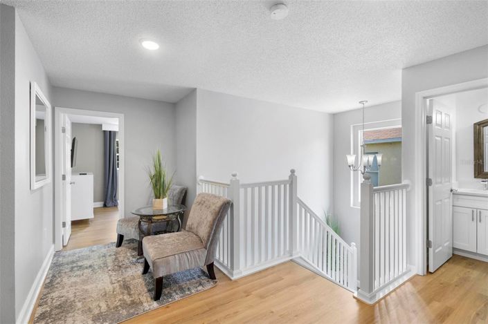 Image No.19-6 Bed House for sale