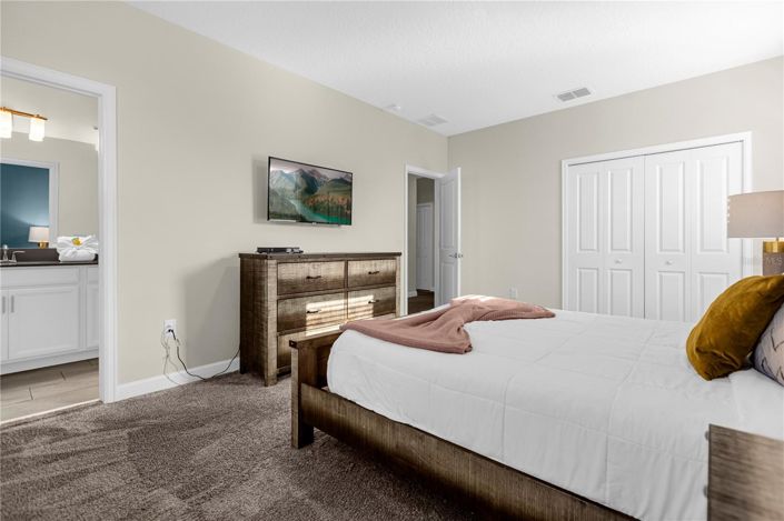 Image No.11-6 Bed House for sale