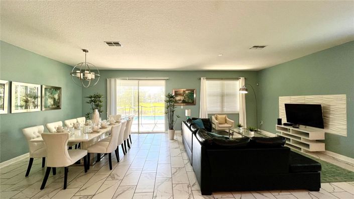 Image No.35-8 Bed House for sale