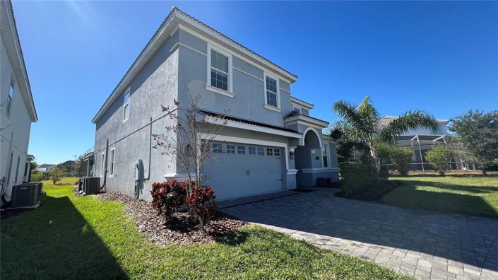 Image No.4-8 Bed House for sale