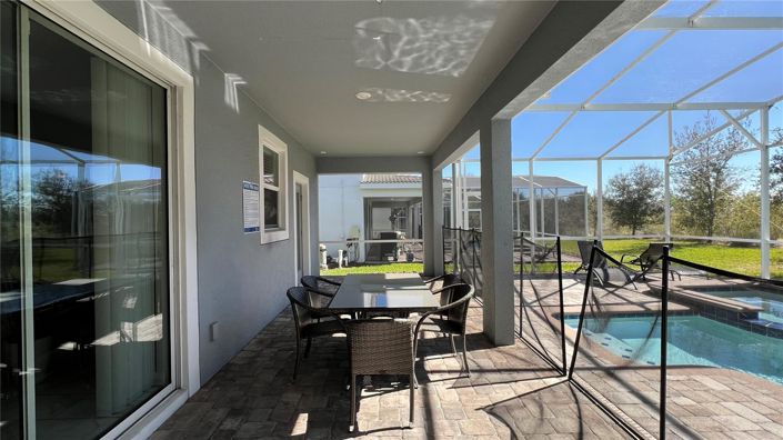 Image No.43-8 Bed House for sale