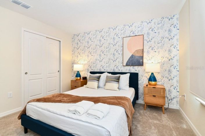 Image No.28-6 Bed House for sale