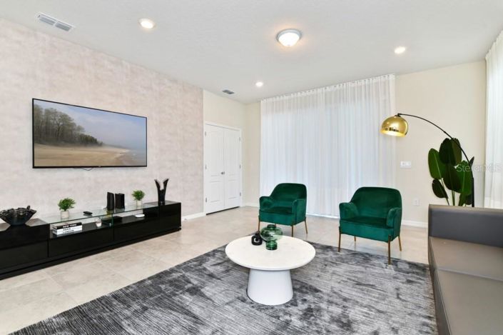 Image No.6-6 Bed House for sale