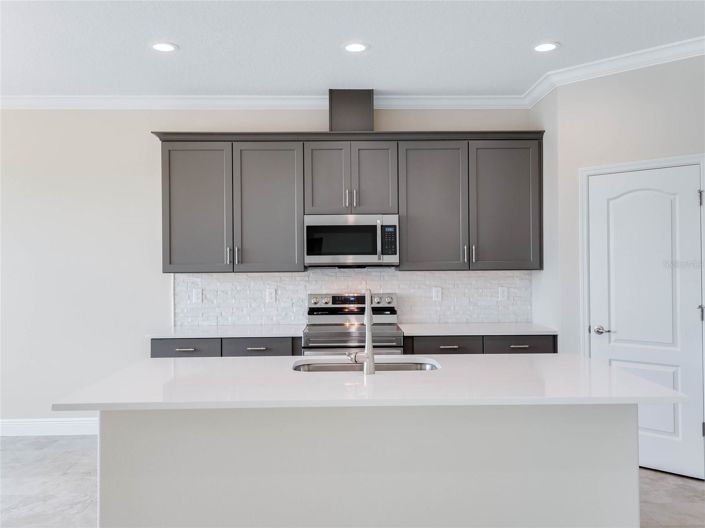 Image No.14-4 Bed House for sale