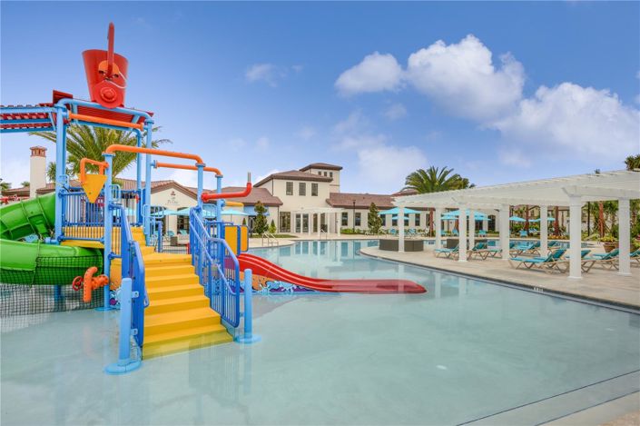 Image No.37-8 Bed House for sale