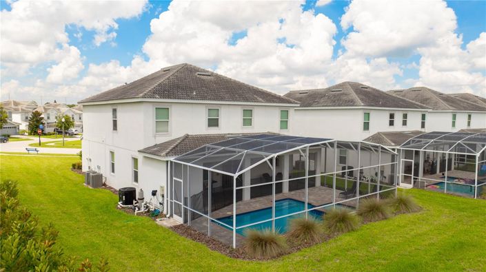 Image No.56-6 Bed House for sale