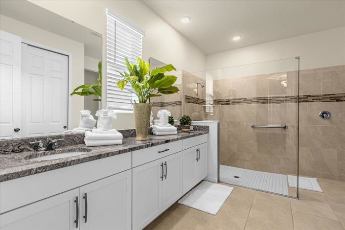 Image No.17-7 Bed House for sale