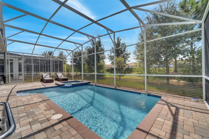 Image No.75-6 Bed House for sale