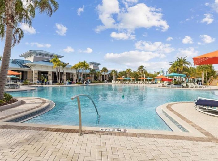 Image No.56-5 Bed House for sale