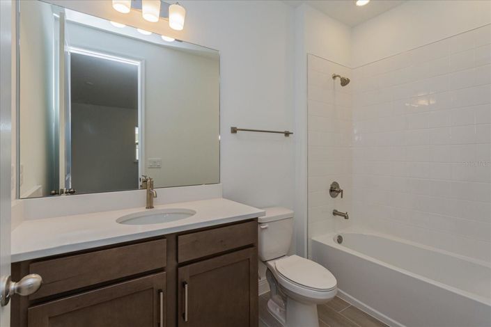 Image No.19-3 Bed House for sale