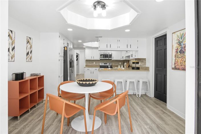 Image No.36-6 Bed House for sale