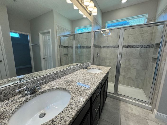 Image No.29-3 Bed House for sale