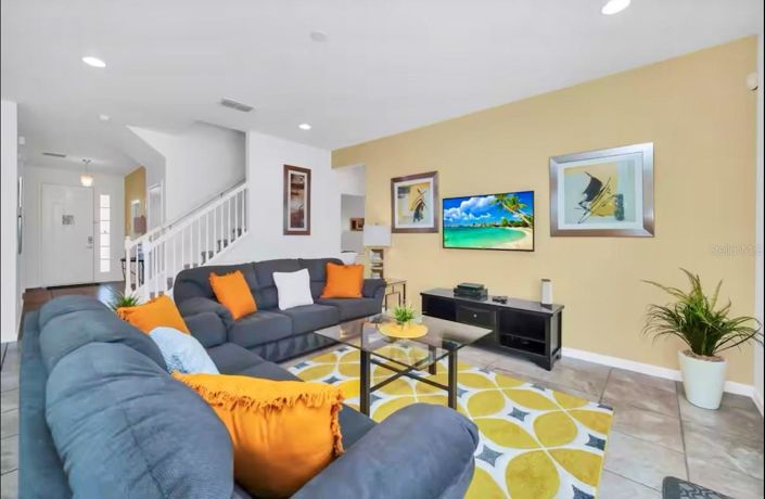 Image No.4-6 Bed House for sale