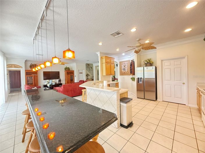 Image No.19-7 Bed House for sale