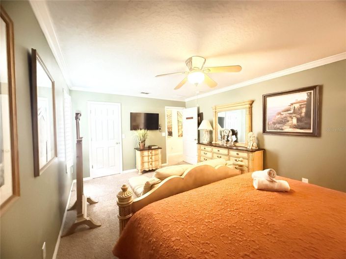 Image No.35-7 Bed House for sale