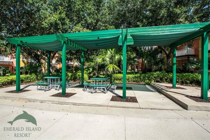 Image No.94-7 Bed House for sale