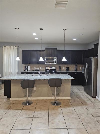 Image No.8-8 Bed House for sale