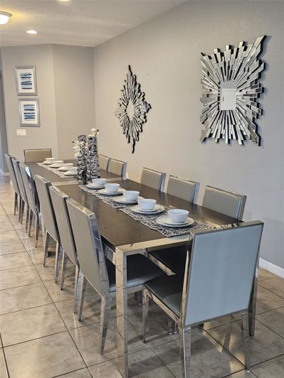 Image No.9-8 Bed House for sale