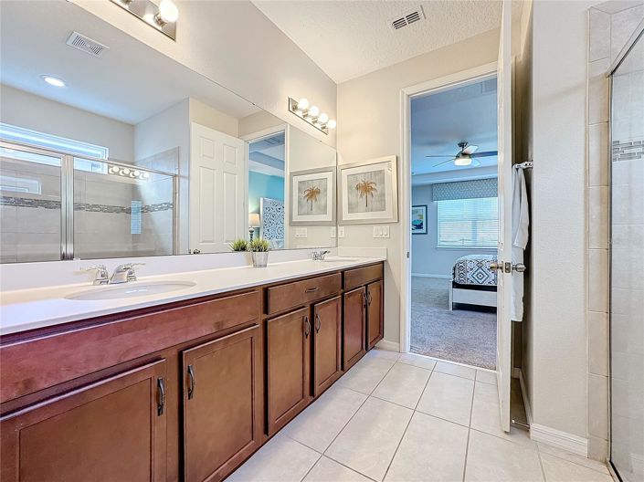 Image No.17-7 Bed House for sale