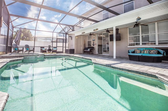 Image No.34-6 Bed House for sale