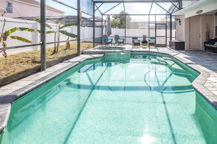 Image No.40-6 Bed House for sale