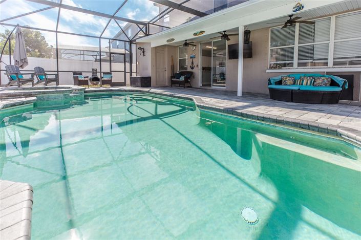 Image No.41-6 Bed House for sale