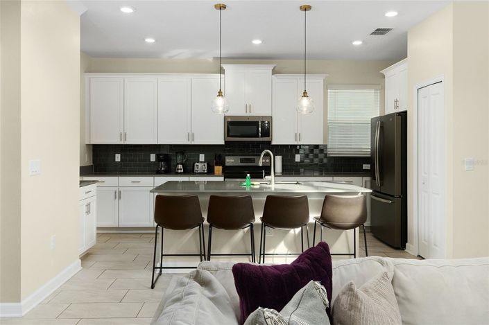 Image No.28-5 Bed House for sale