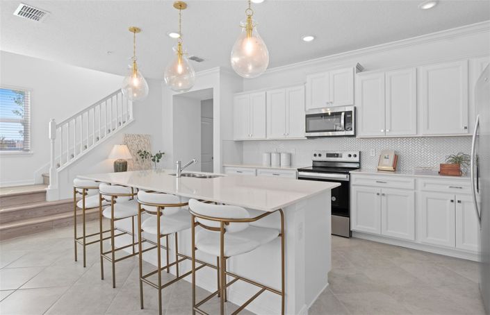 Image No.13-5 Bed Townhouse for sale