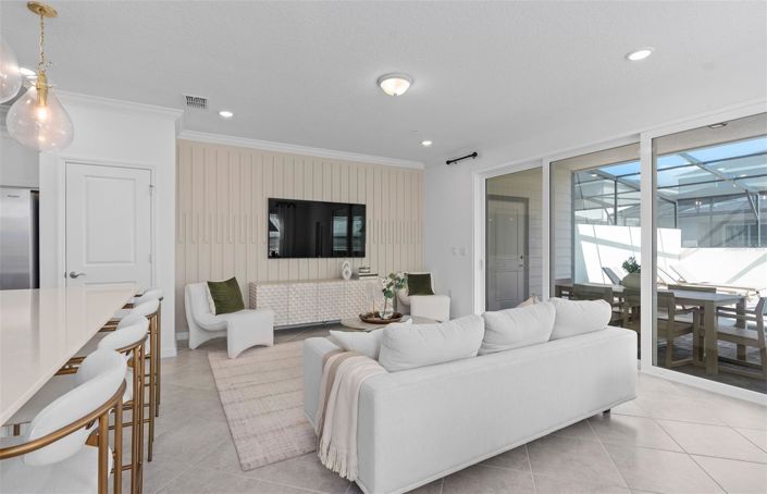 Image No.17-5 Bed Townhouse for sale