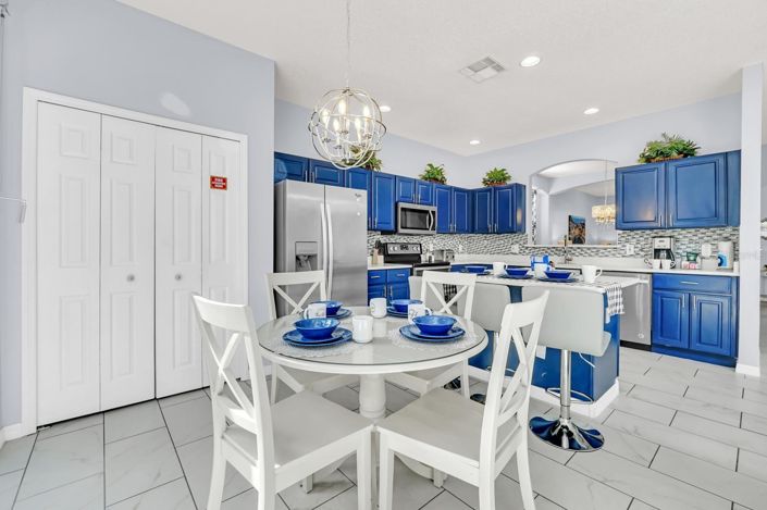 Image No.21-6 Bed House for sale