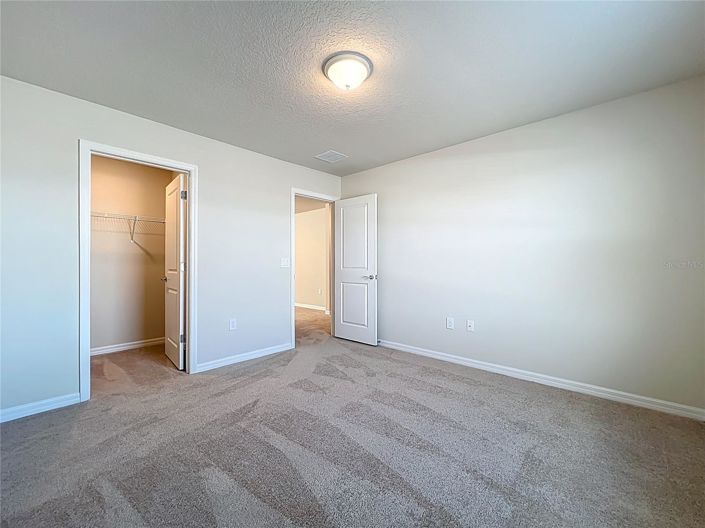 Image No.24-6 Bed House for sale