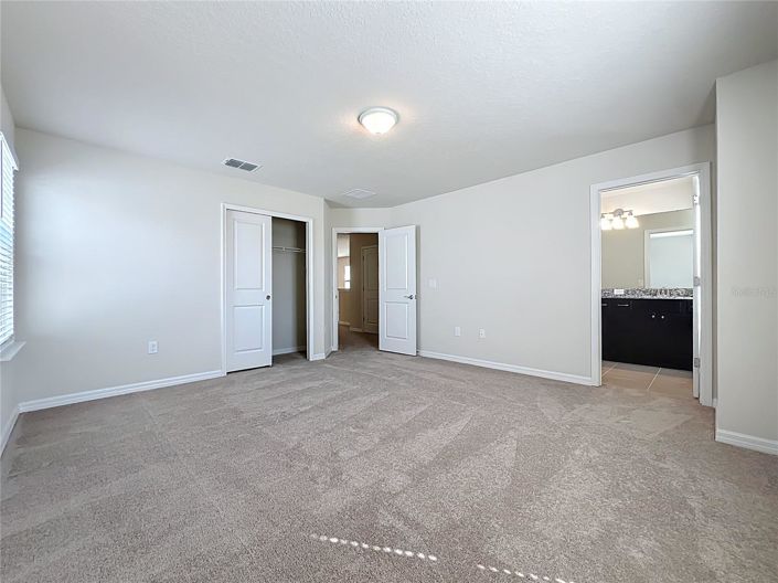 Image No.44-6 Bed House for sale