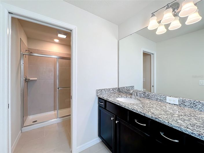 Image No.46-6 Bed House for sale