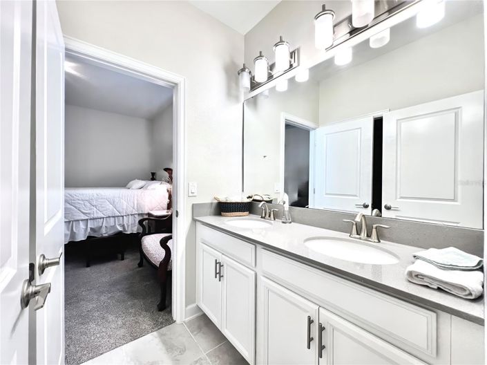 Image No.7-4 Bed House for sale