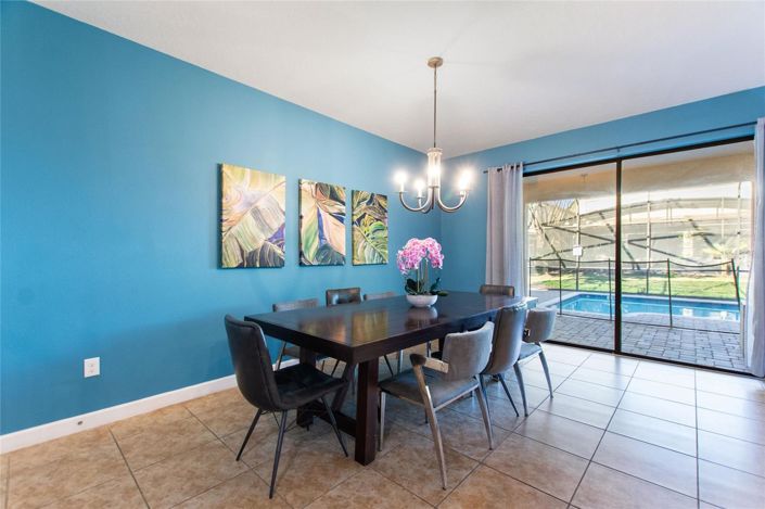 Image No.11-7 Bed House for sale