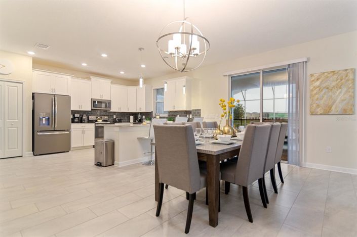 Image No.4-6 Bed House for sale