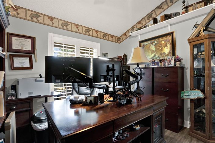 Image No.26-4 Bed House for sale