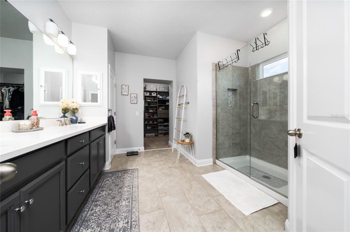 Image No.19-4 Bed House for sale