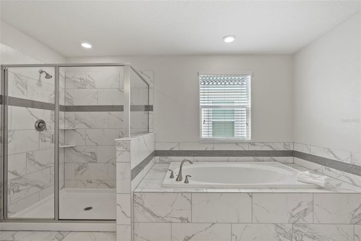 Image No.21-6 Bed House for sale