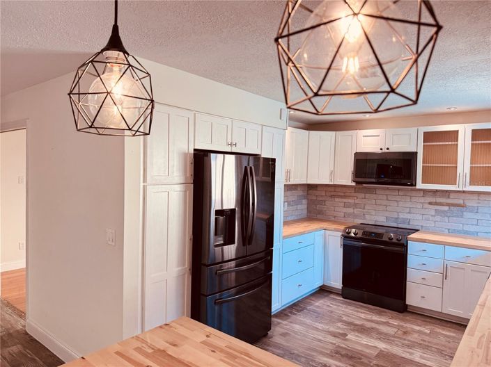 Image No.25-3 Bed House for sale