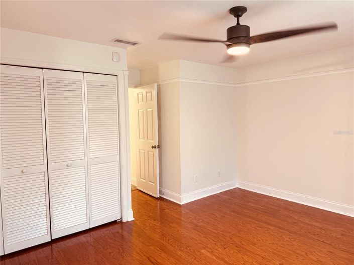 Image No.32-3 Bed House for sale