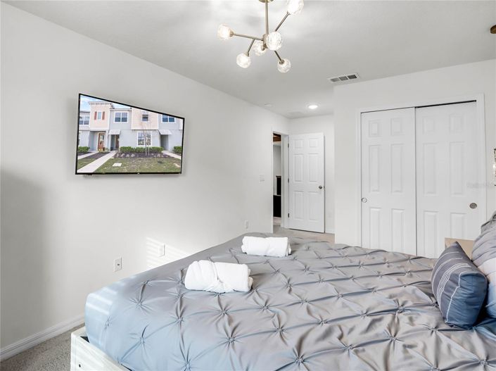 Image No.16-5 Bed Townhouse for sale