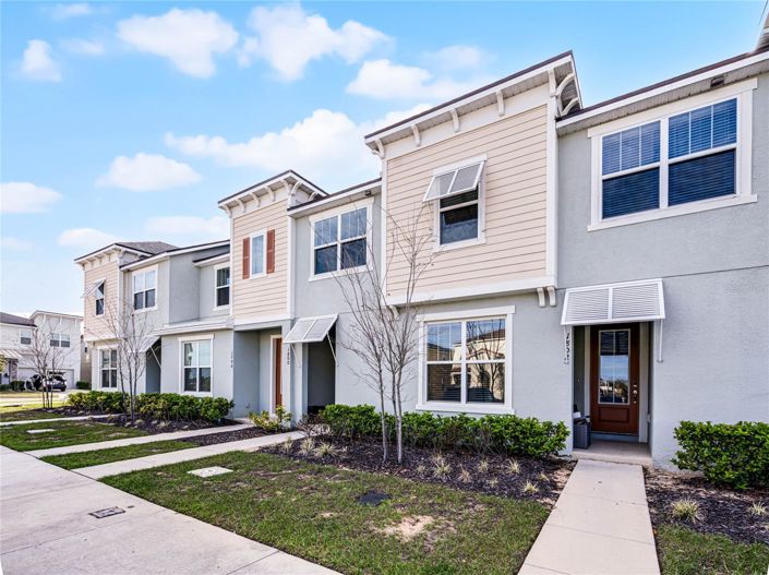 Image No.3-5 Bed Townhouse for sale