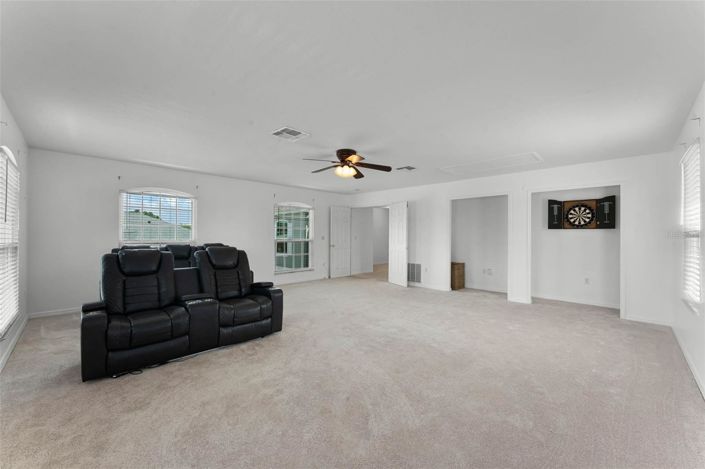 Image No.26-5 Bed House for sale