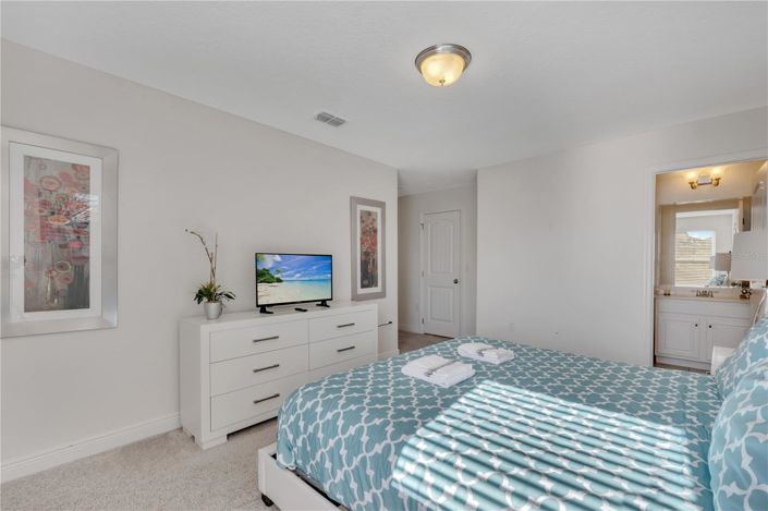 Image No.48-6 Bed House for sale