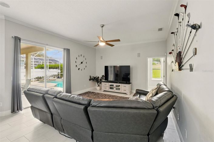 Image No.14-4 Bed House for sale