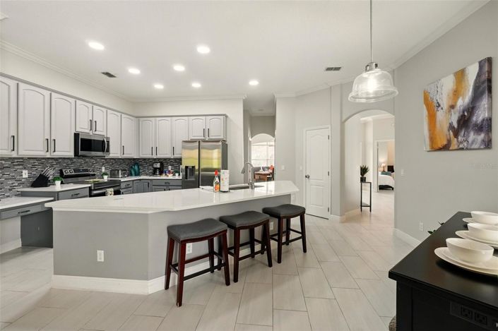 Image No.17-4 Bed House for sale