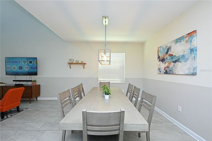 Image No.6-5 Bed House for sale