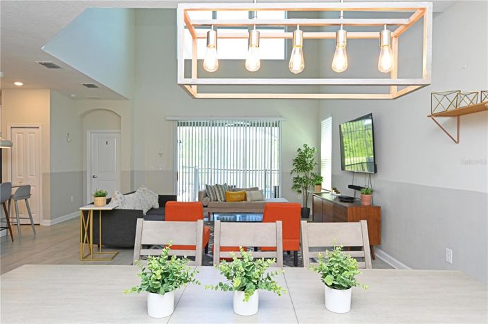 Image No.7-5 Bed House for sale